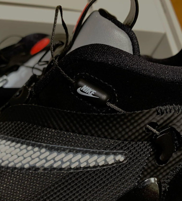 nike autolaçante bb