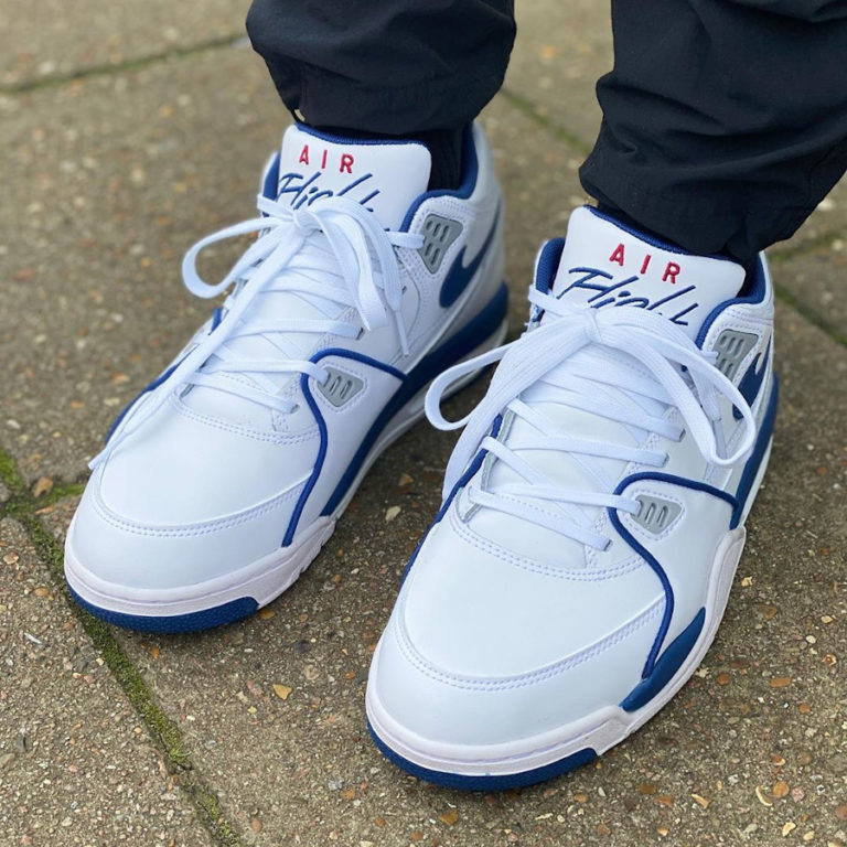 air flight 89 university blue