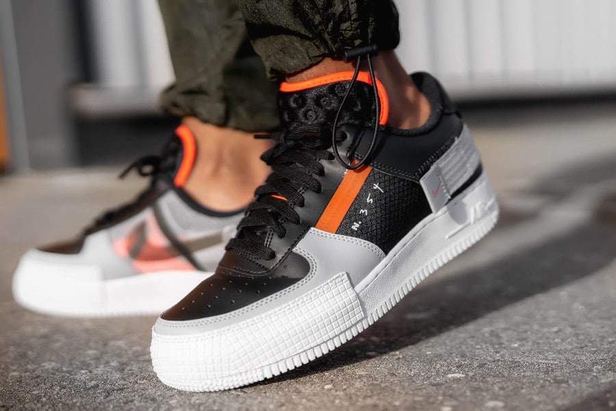 nike air force 1 type black hyper crimson