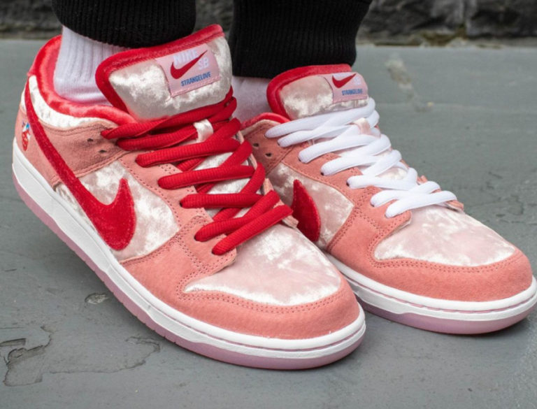 af1 strange love