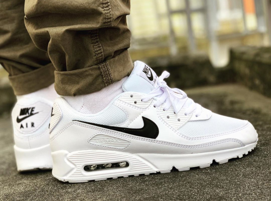 nike air max 90 recraft white black