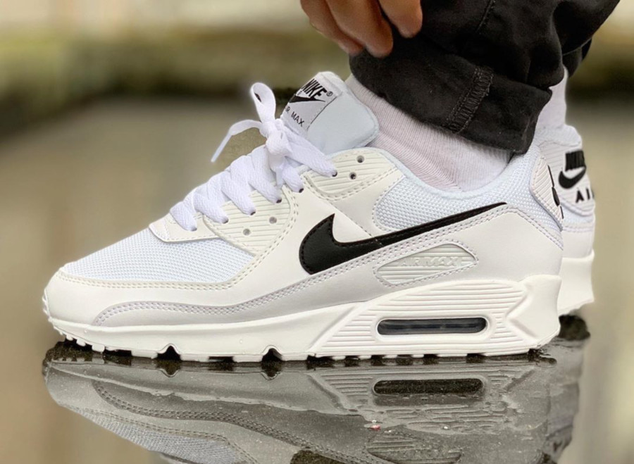 nike air max 90 recraft white black