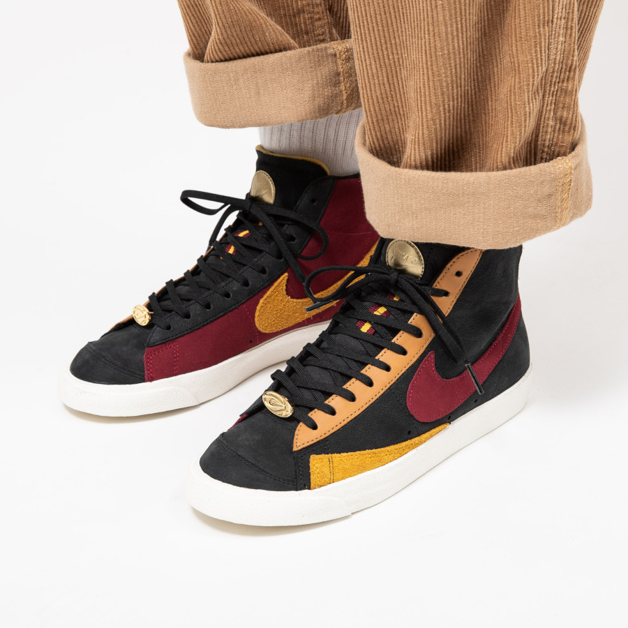 blazer mid 77 qs