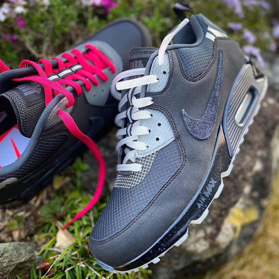 undefeated x nike air max 90