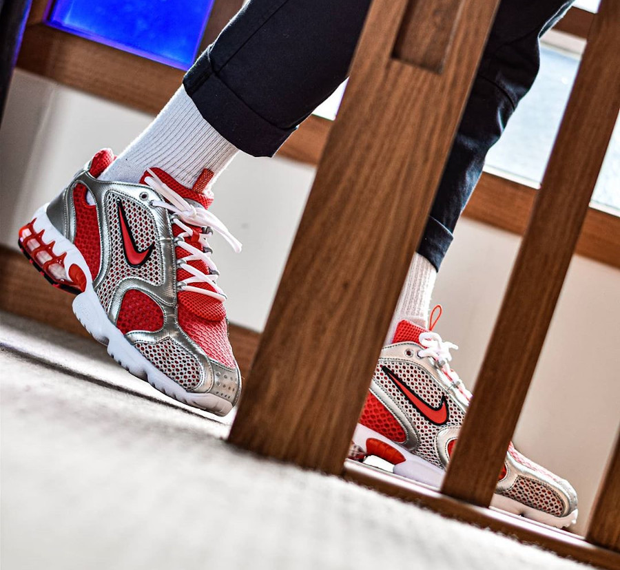 nike spiridon rouge