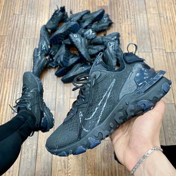 react triple black