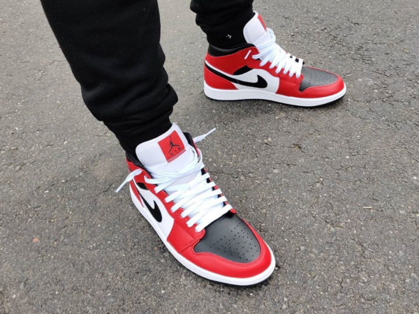 air jordan 1 mid og chicago