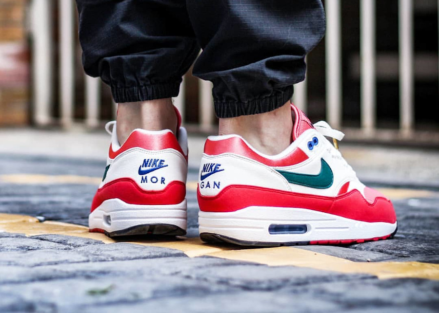 Air Max 1 By You University Red Flamingo Rain Forest (1)