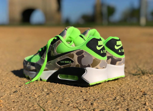 nike air max 90 camo volt