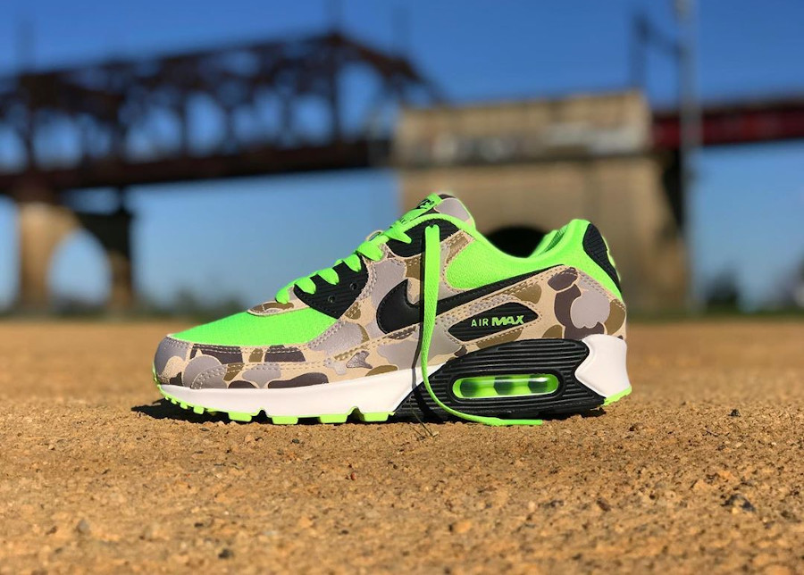 volt duck camo air max