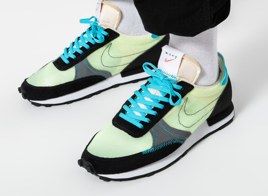 nike daybreak type barely volt