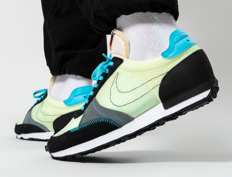 nike daybreak barely volt