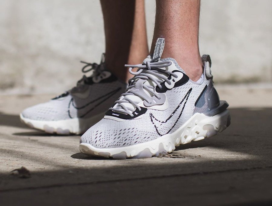 nike react vast grey