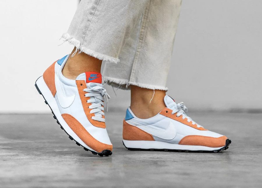 Nike Wmns Daybreak Football Grey Terance Orange pas cher