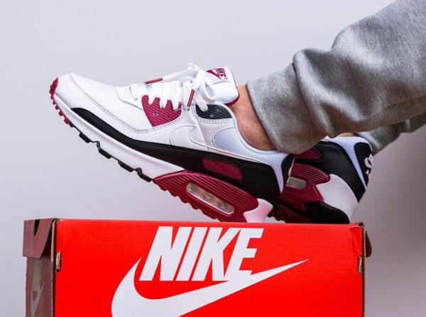 Air max rouge best sale bordeaux