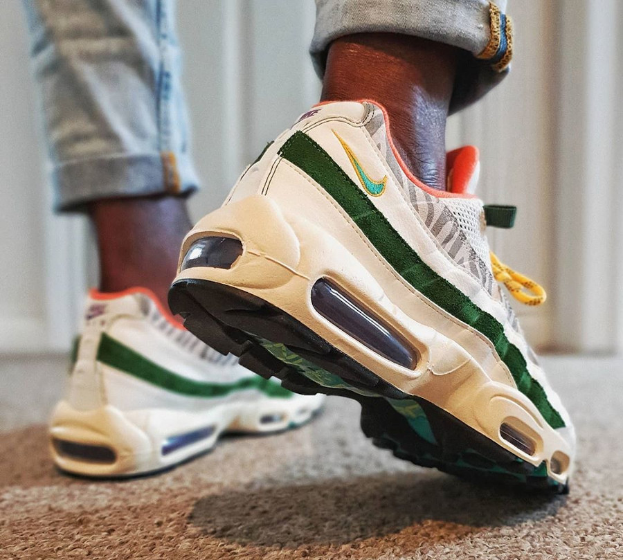air max 95 era on feet