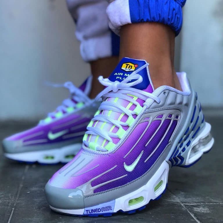 CD6871006 que vaut la Nike Air Max Plus 3 TN3 GS Purple Nebula