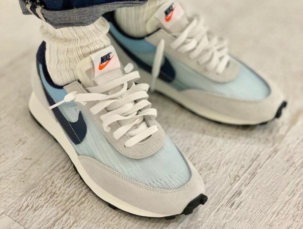 Nike Dbreak grise blanche et bleu ciel (couv)