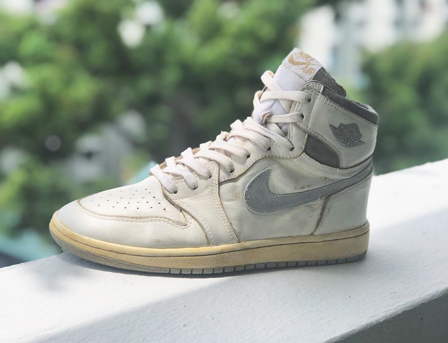 La Air Jordan 1 OG Natural Grey de 1985 