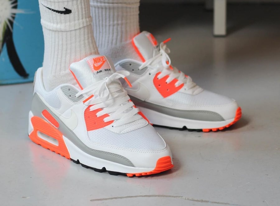 Nike Air Max 90 30ème anniversaire agrume vif blanche et grise (5)