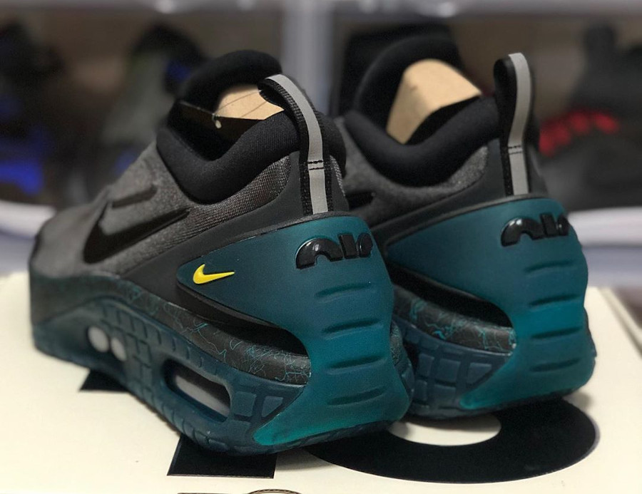 CW7271 001 que vaut la Nike Adapt AutoMax auto la ante Anthracite