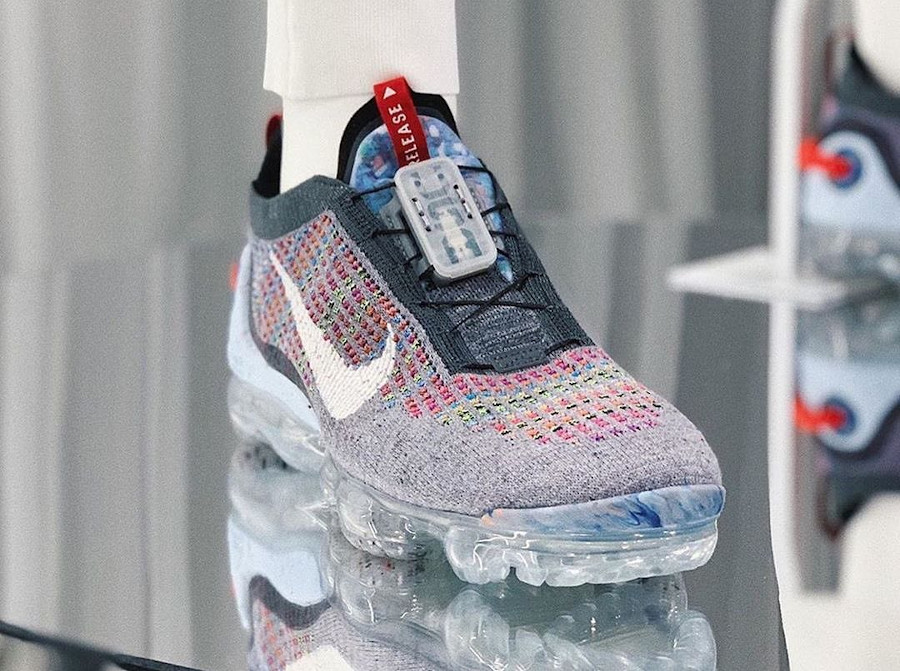nike vapormax flyease