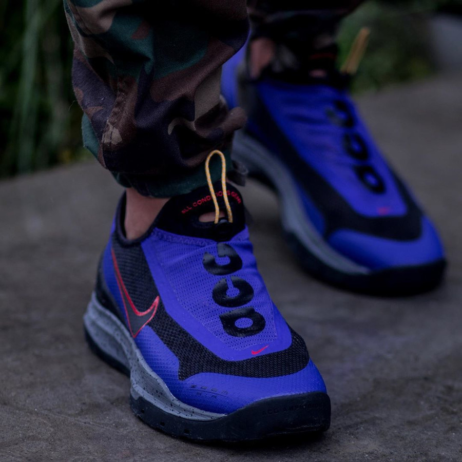 nike acg air zoom ao fusion violet challenge red