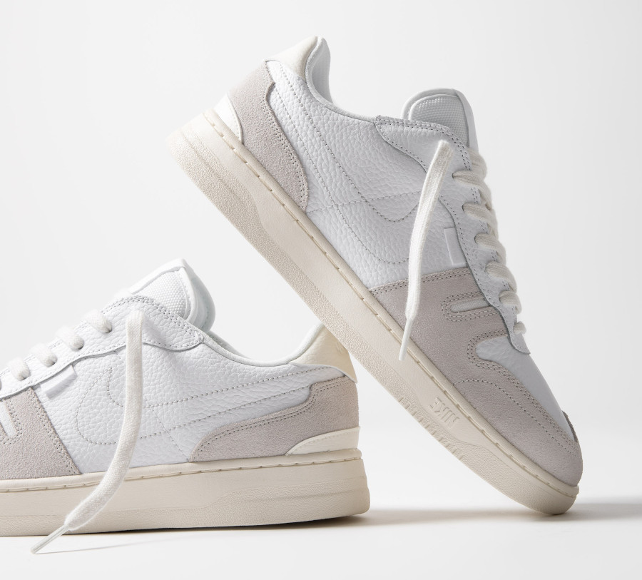 Nike Squash Type HS vintage blanche et grise (2)