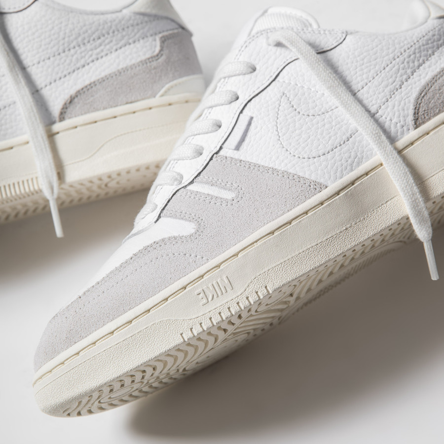 Nike Squash Type HS vintage blanche et grise (5)