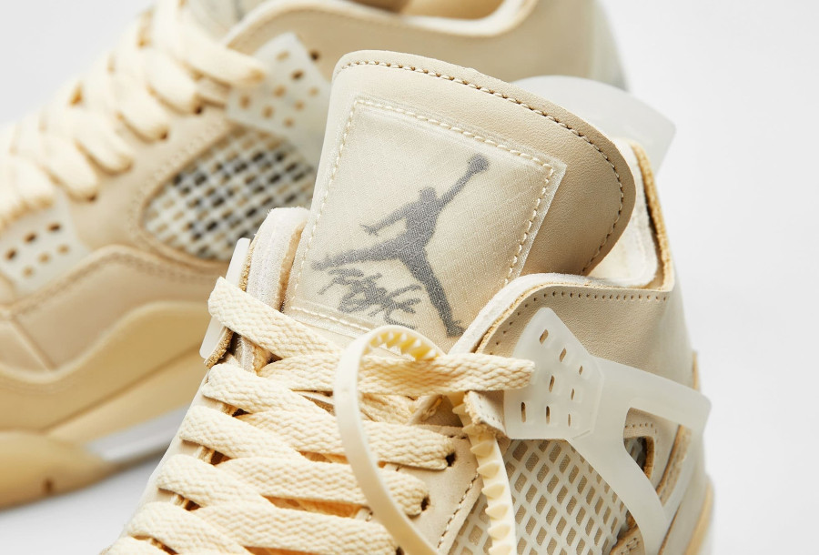 CV9388-100 : que vaut la Air Jordan 4 Retro W Off White™️ Sail Cream ?