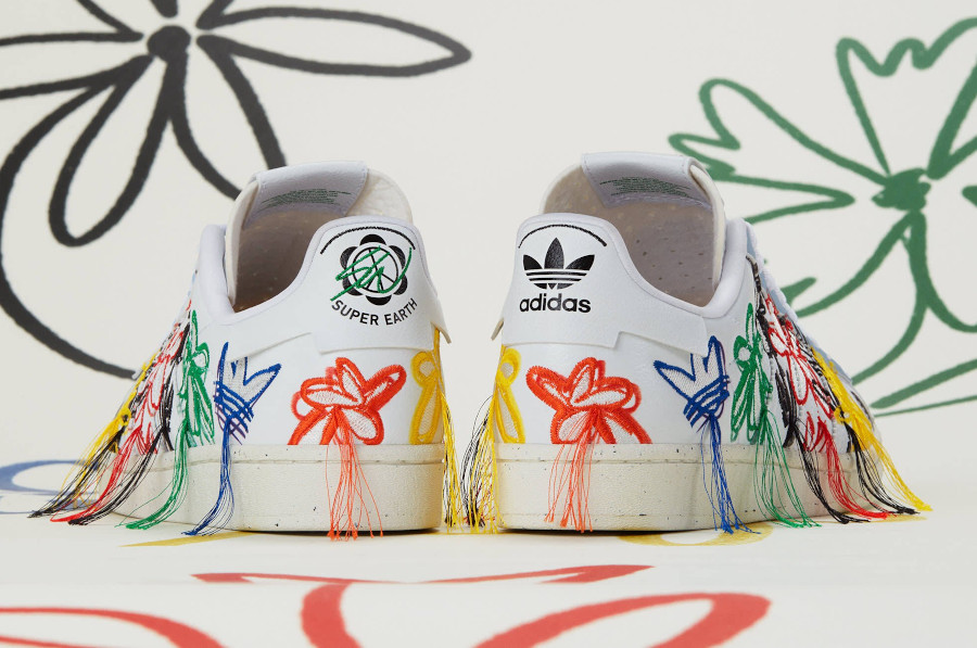 Adidas Superstar Vegan 50th avec fleurs brodées multicolores (5)