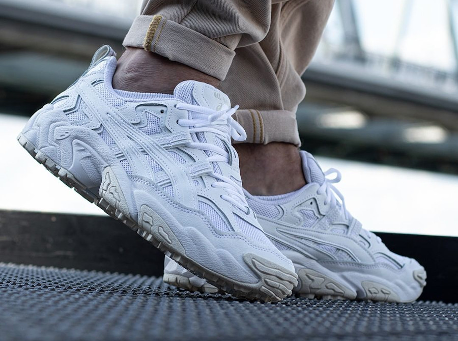 Asics blanches discount