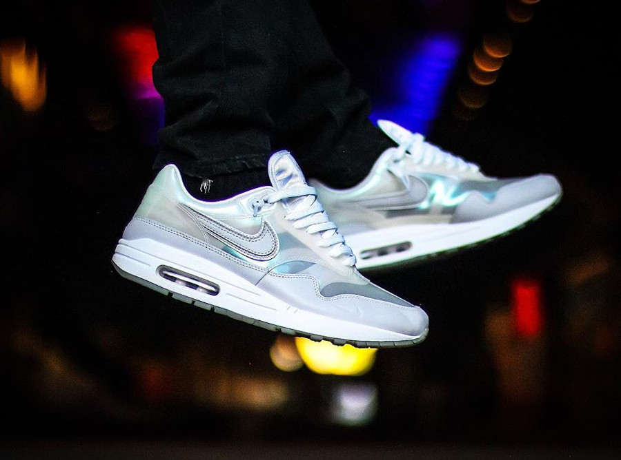 snkrs air max 1