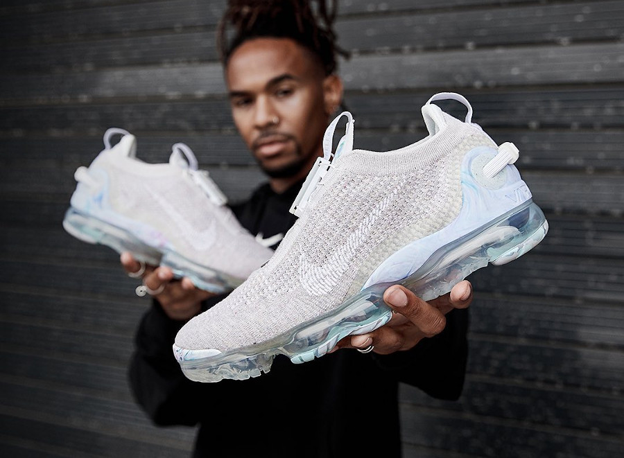 Nike Air Vapormax 2020 Flyknit grise homme (4)
