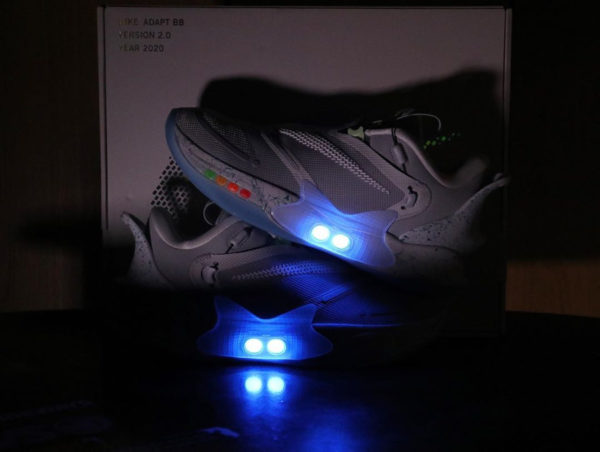 Nike autolaçante BB 2 lumières LED (2)