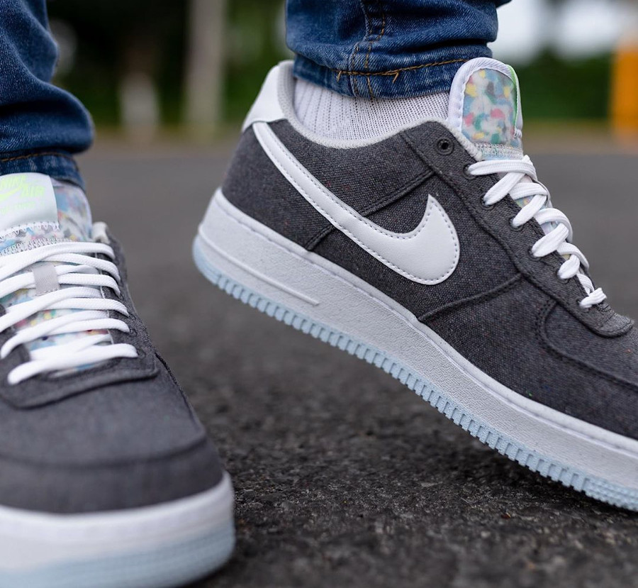 Nike Air Force One Low en toile recyclée grise (4)