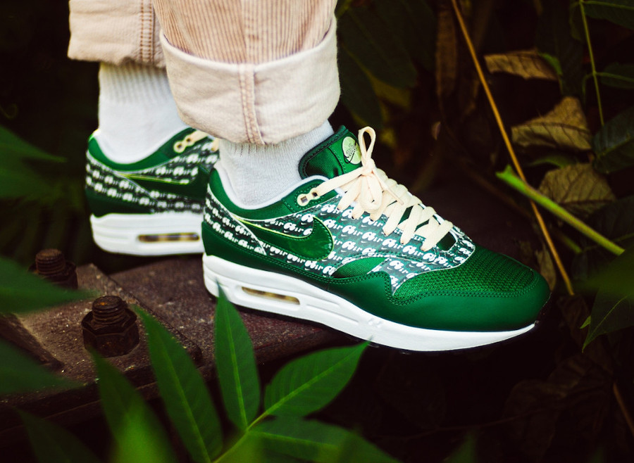 nike air max 1 pine green