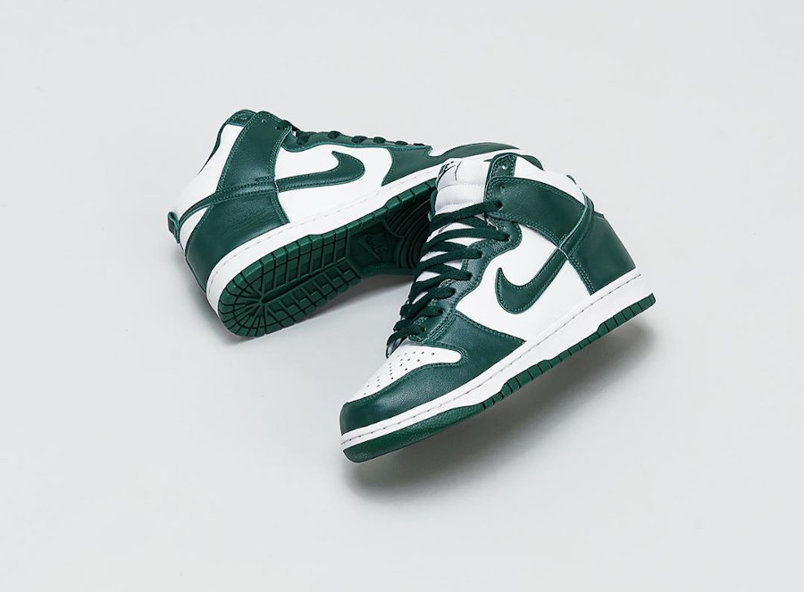 CZ8149 100 que vaut la Nike Dunk High Michigan State Spartan Green