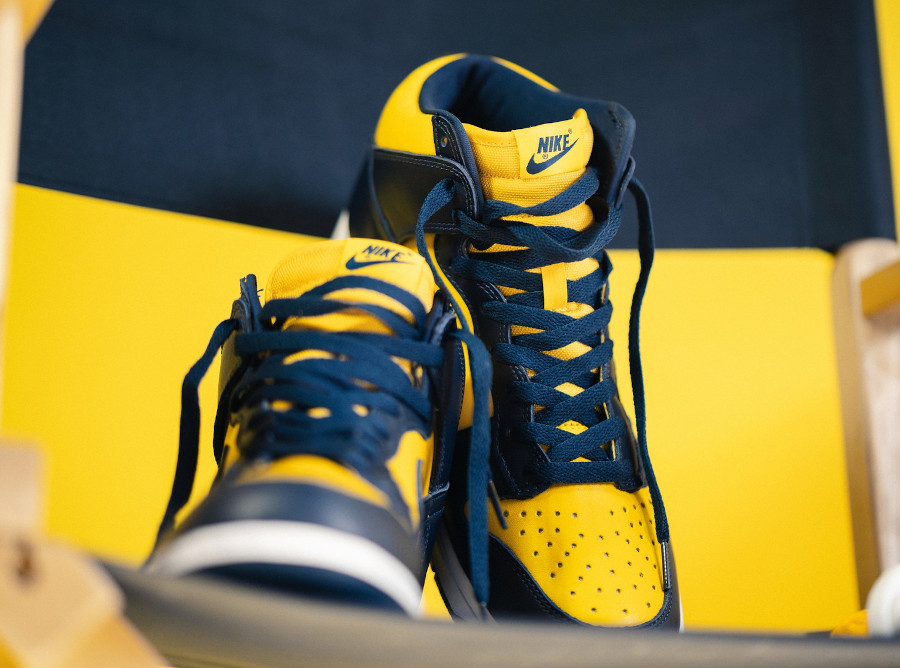 Nike Dunk montante M jaune et bleu foncé (5)
