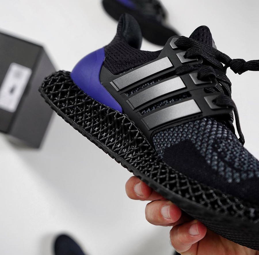 Adidas UltraBoost noir et violet (semelle en 3D) (9)