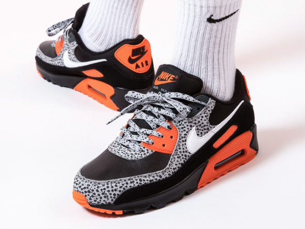 DA5427-001 : que vaut la Nike Air Max 90 PRM Safari Safety Orange ?