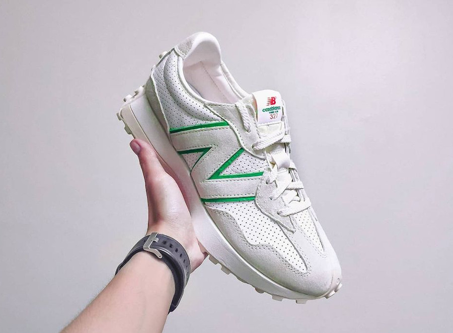 定番新作登場】 New Balance - ニューバランス 327 カサブランカ 27.5 ...