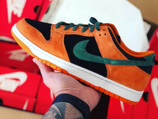 Nike Dunk Low SP CO.JP Suede orange céramique noir et vert (7)