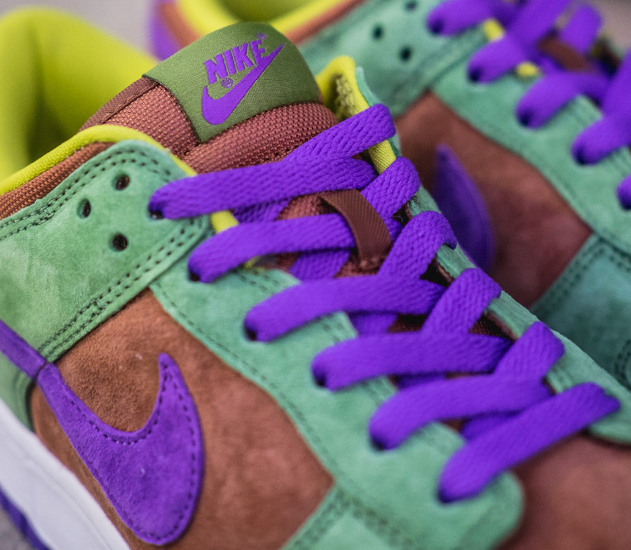 Nike Dunks Lo en suede vert marron et violet (1)