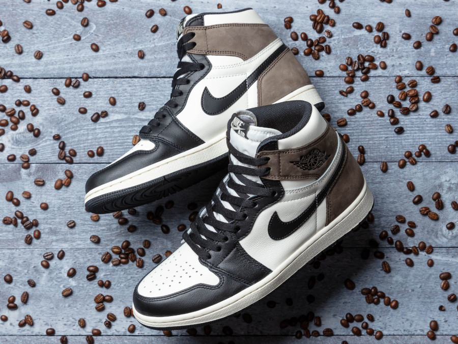 555088-105 : que vaut la AJ1 Retro High OG Dark Mocha Sail Black ?