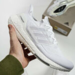 Adidas UltraBoost 21 Primeblue blanc Triple White FY0846