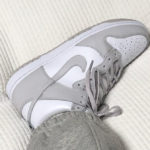 Nike Dunk montante blanche et grise (5)