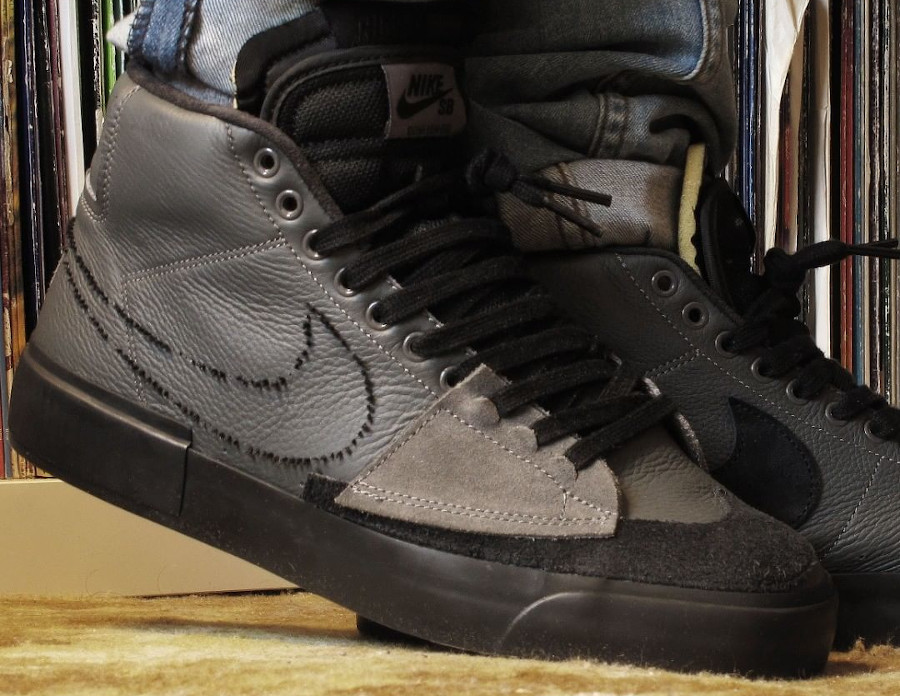 nike sb blazer high black