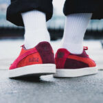 Puma-Suede-Vintage-Mismatched-rouge-et-bordeaux-on-feet (1)