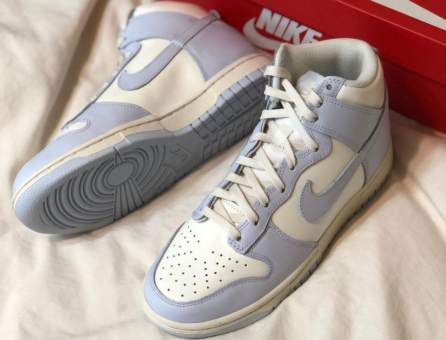 DD1869-102 : que vaut la Nike W Dunk High Bleu Pastel Football Grey ?